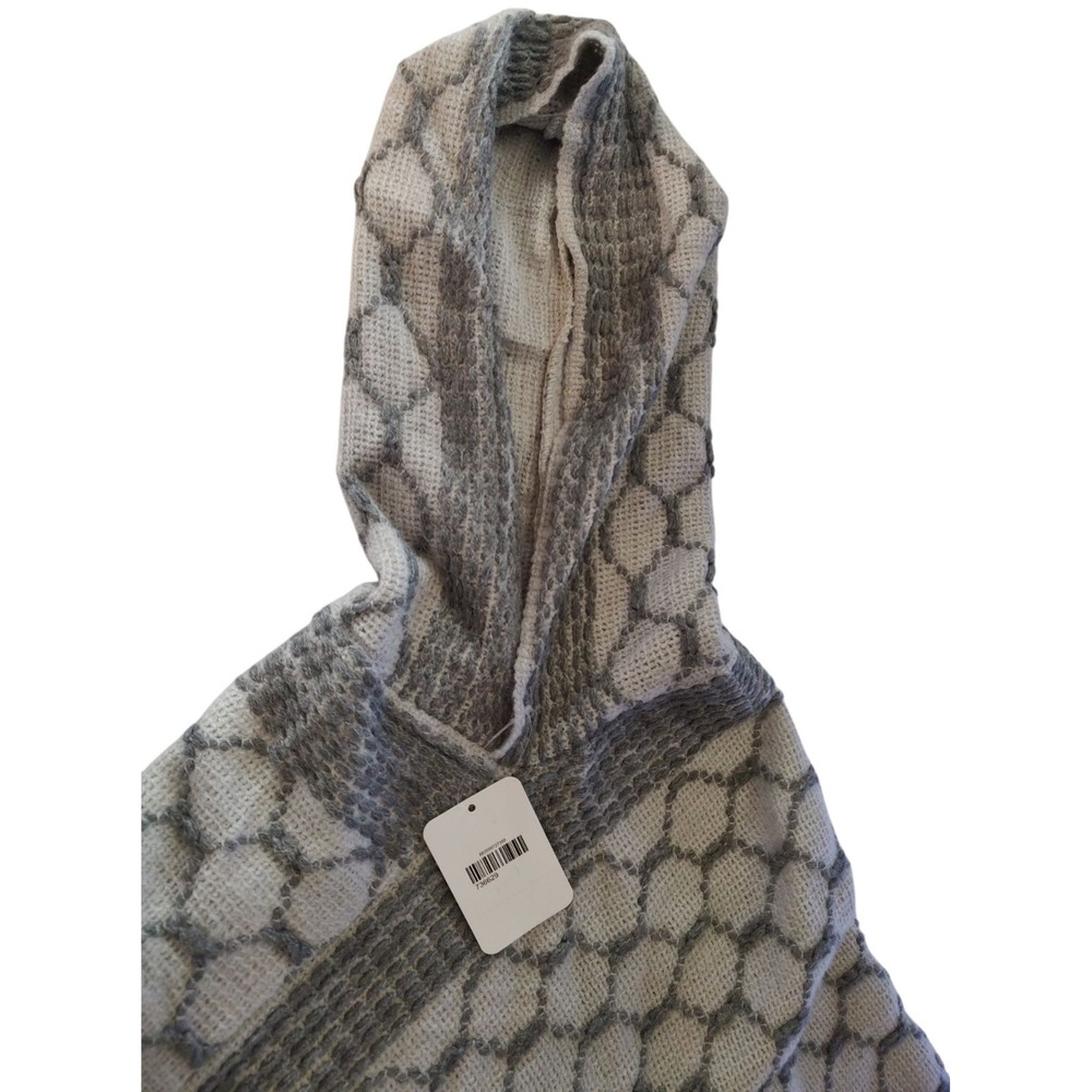 Bon‎ Voyage Hooded Poncho Sweater Gray Geometric Fringe One Size New With Tags - Picture 6 of 11